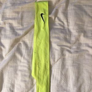 Nike headband